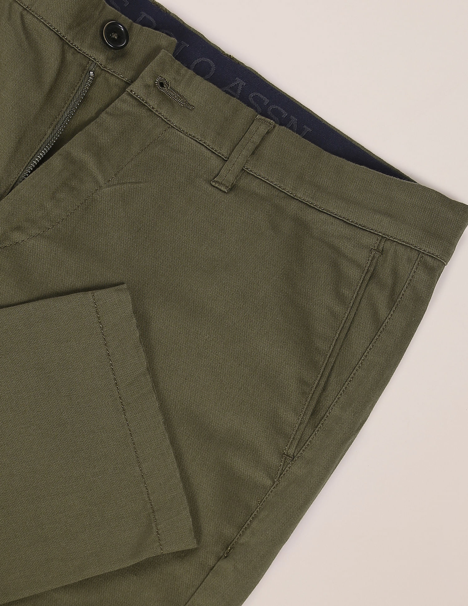 U.S. Polo Assn. Austin Trim Fit Solid Casual Trousers