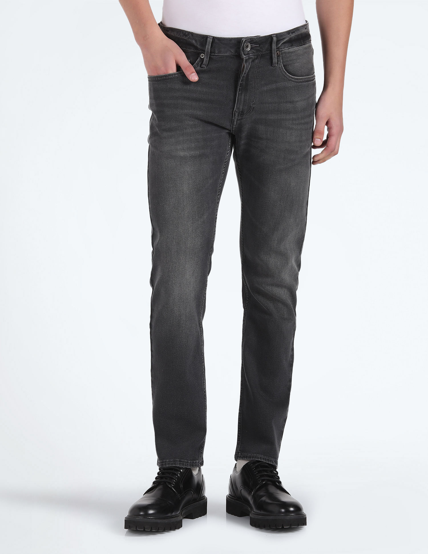 MIKE 511 TAPERED FIT JEANS