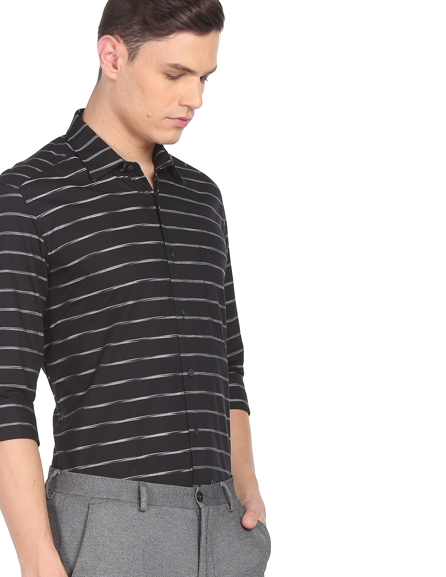 horizontal black and white striped shirt