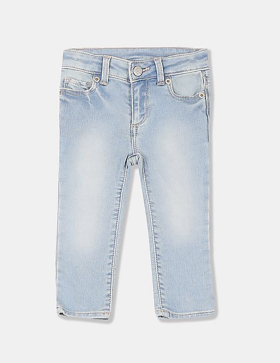 Gap light wash best sale jeans