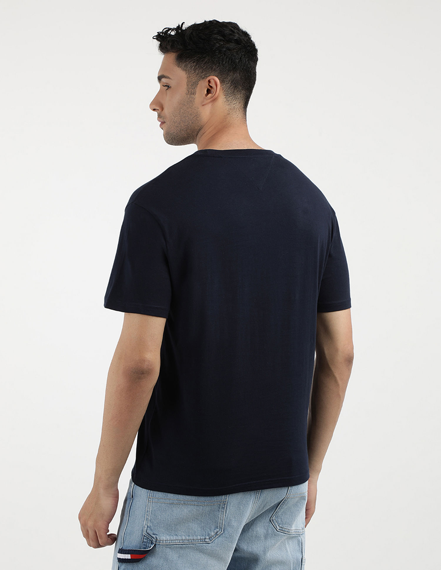 Tommy Hilfiger Graphic Signature Print Twist T-Shirt