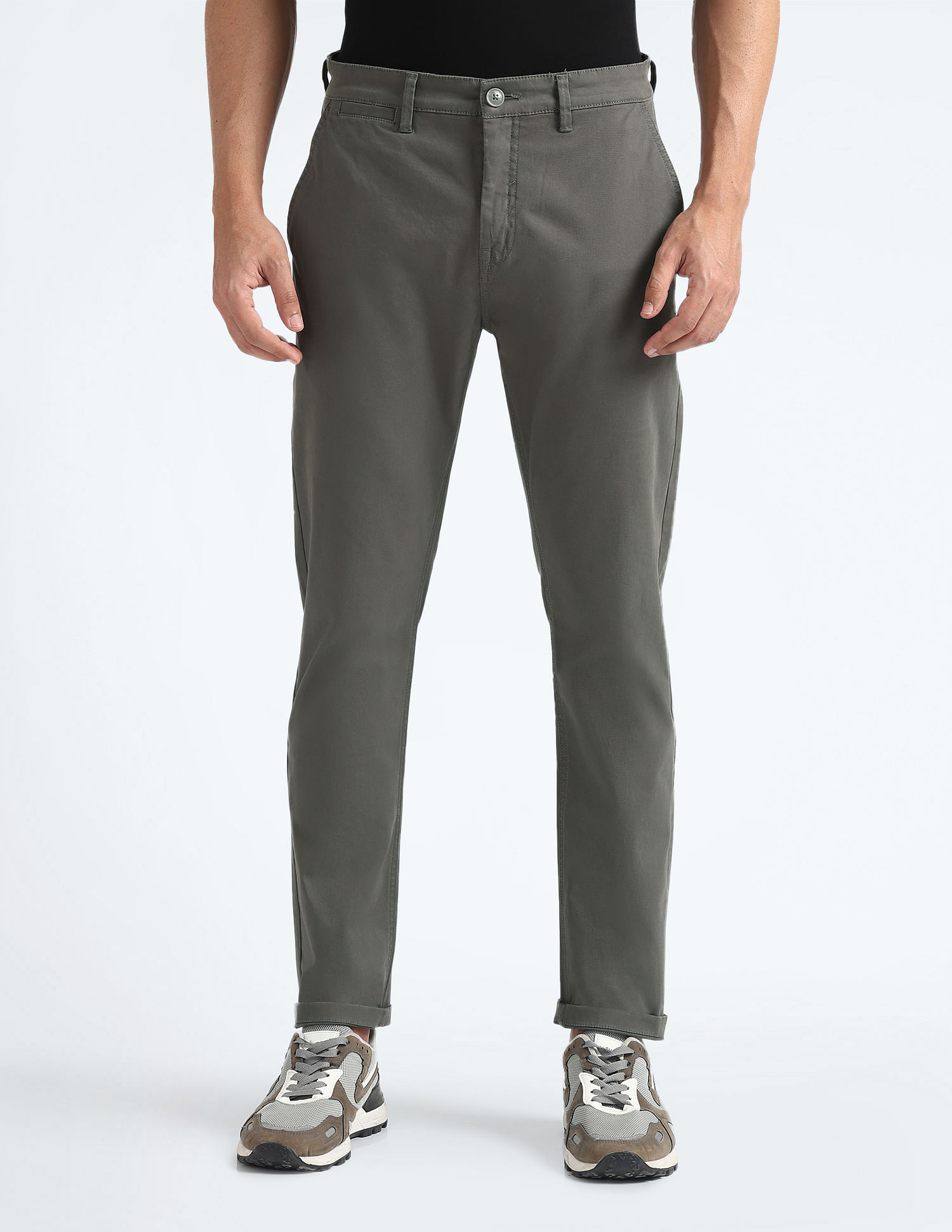 Flying Machine Slash Slim Tapered Fit Solid Chinos