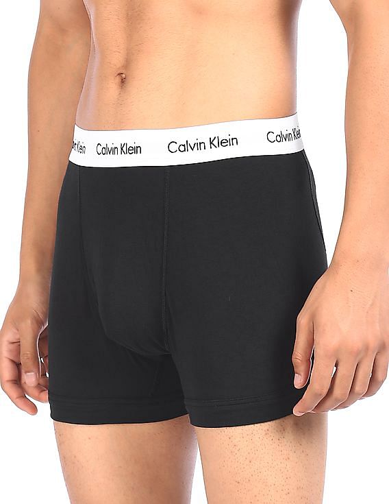 Calvin Klein Underwear Men Black Contrast Waist Solid Trunks - Pack Of 3