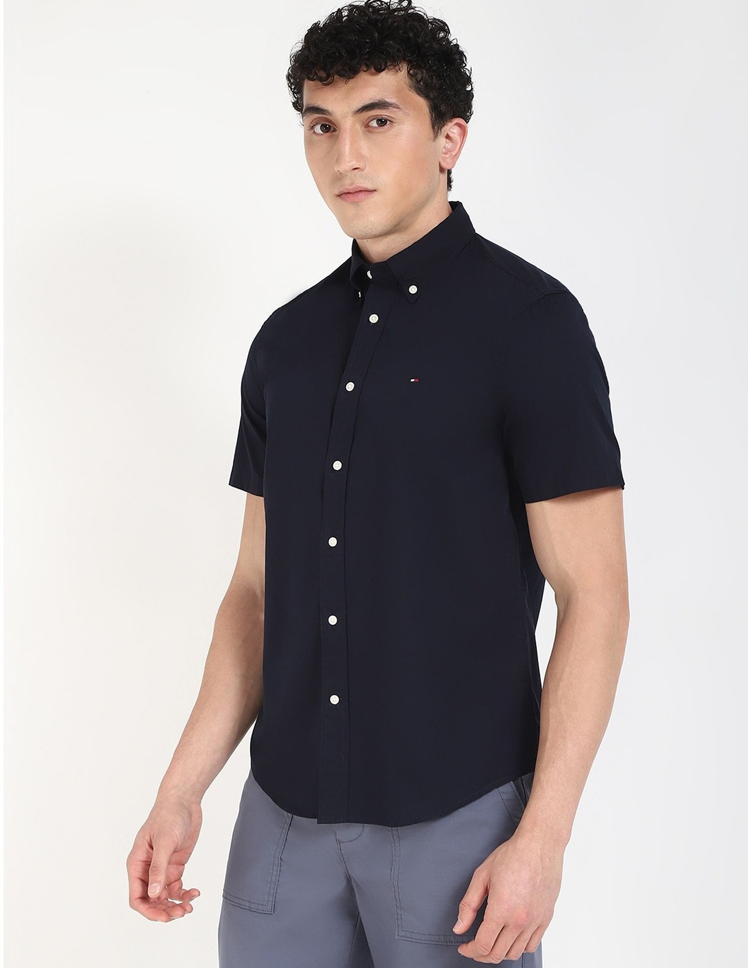 Tommy Hilfiger Solid Regular-Fit Poplin Woven Shirt