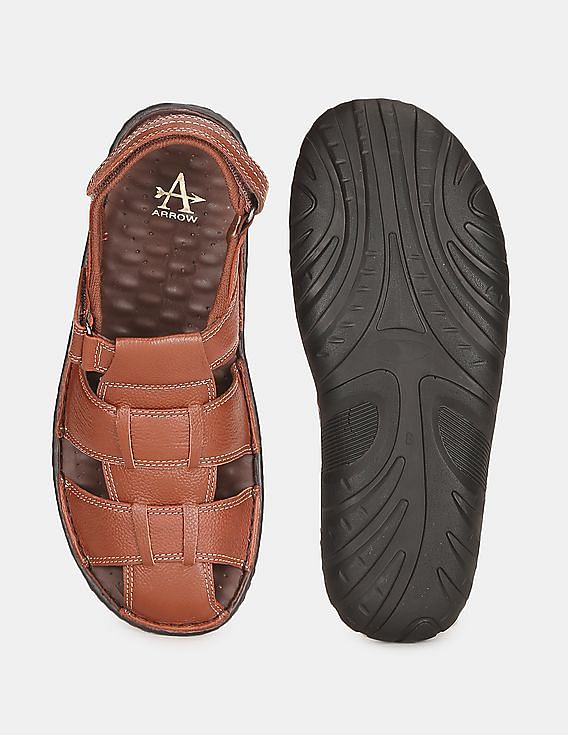 Arrow on sale leather chappals