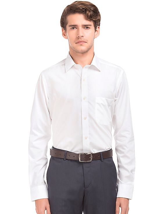 Arrow Solid Regular Fit Shirt