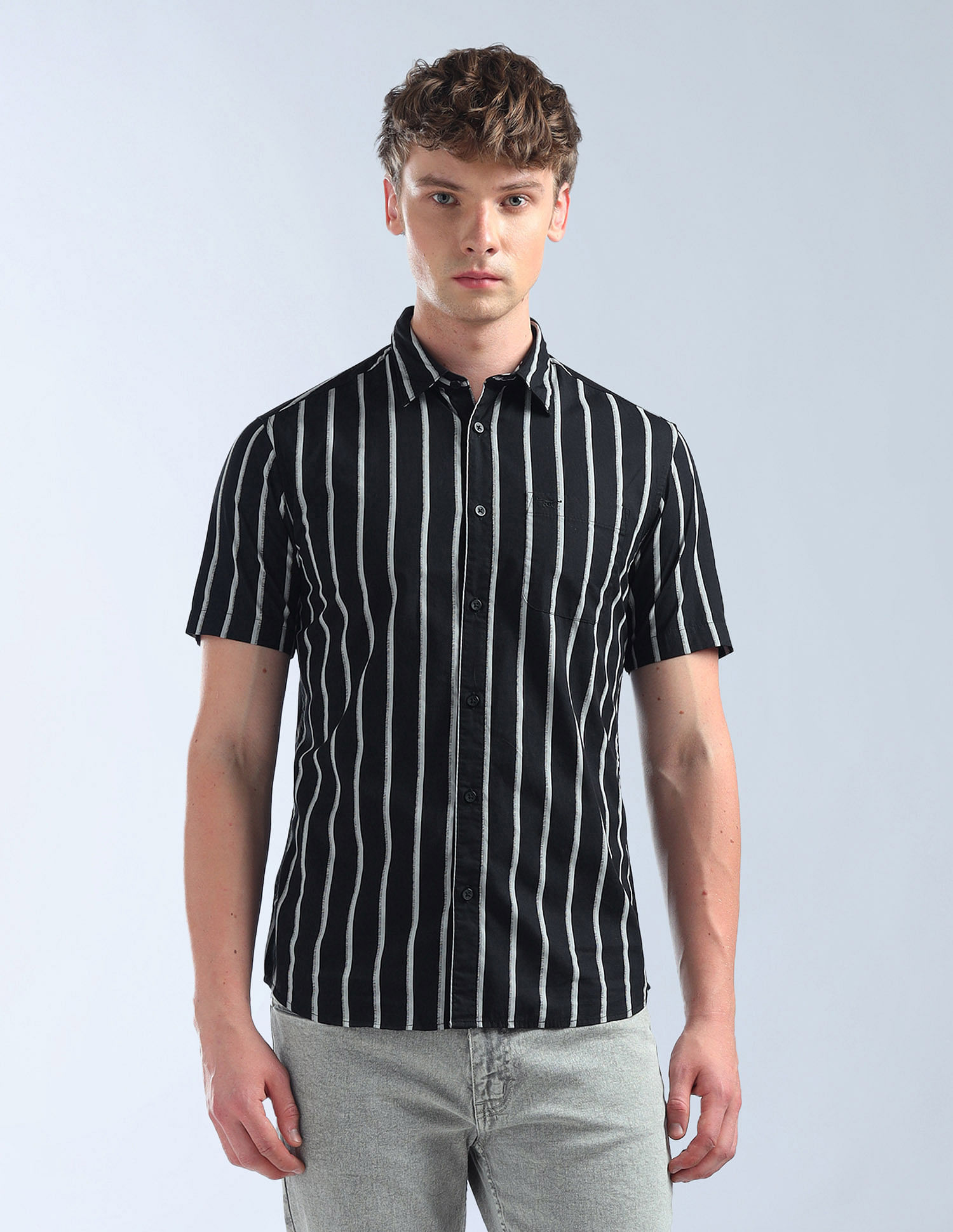Flying Machine Vertical Striped Slim Fit Shirt