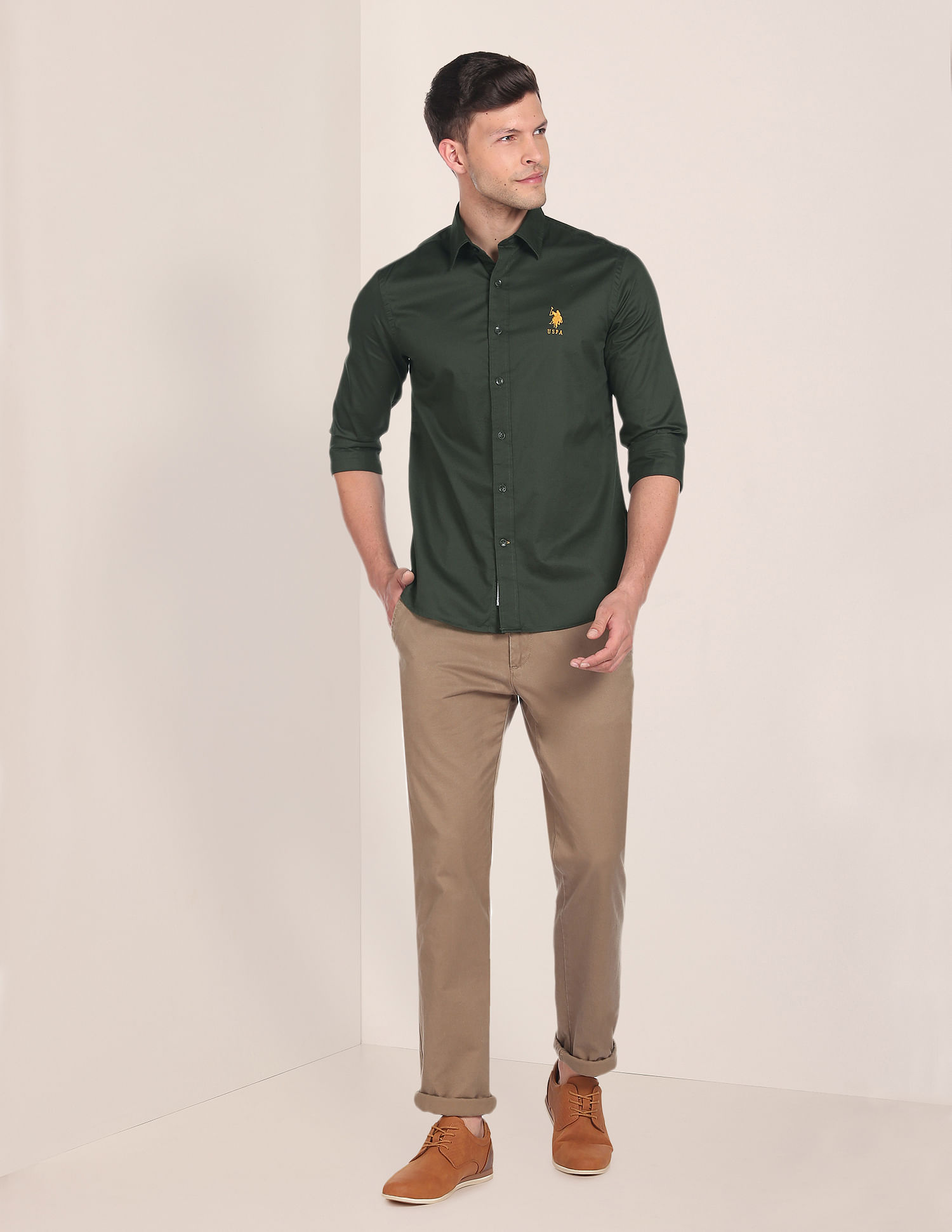 U.S. Polo Assn. Tailored Fit Solid Twill Shirt