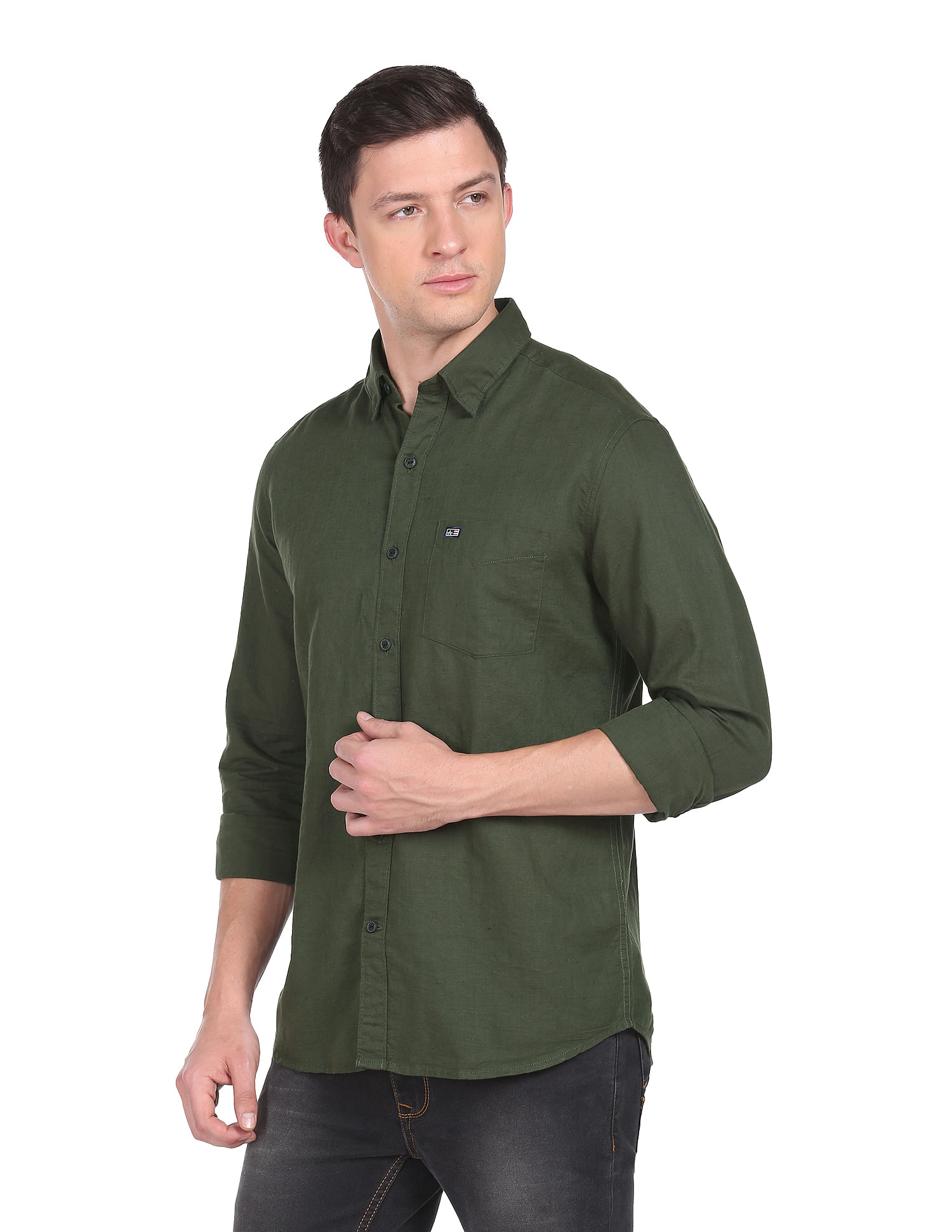 Arrow Sports Manhattan Slim Fit Solid Shirt