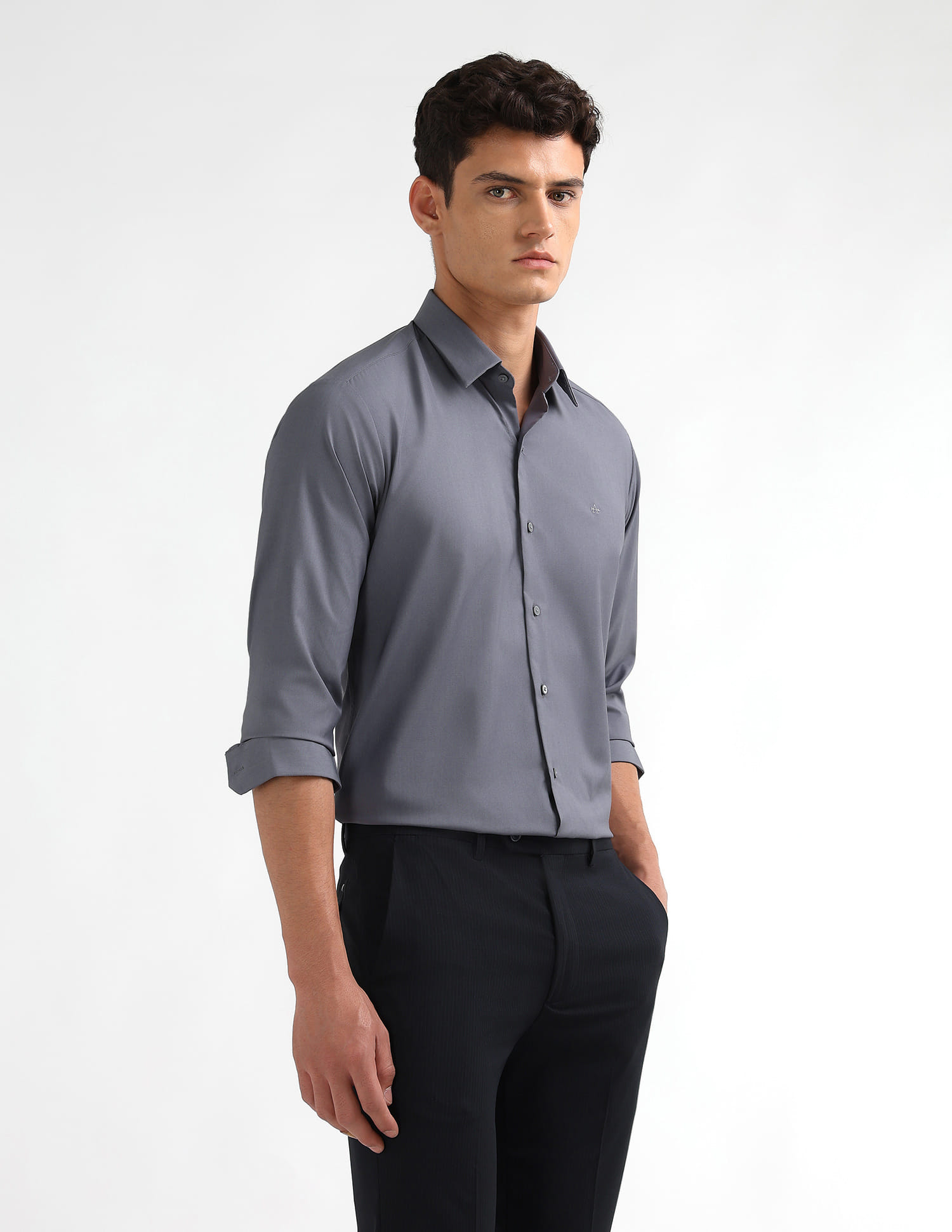 green emerald velvet dress Amazon.com: Arrow Men's Big Big and Tall Short Sleeve Hamilton Poplin Shirt  Shirt, Riviera, 3X-Large Big : Clothing, Shoes & Jewelry