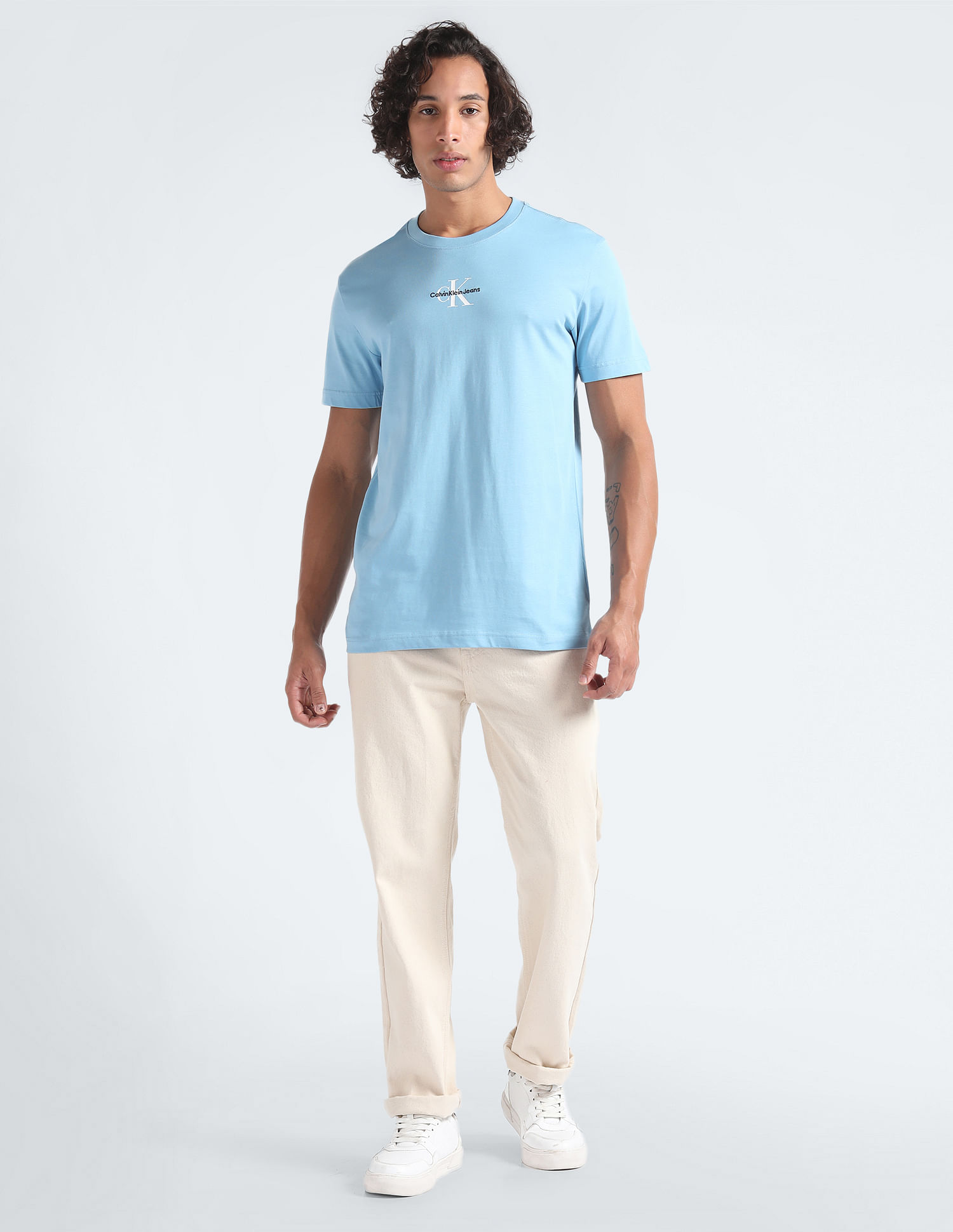[CK JEANS] Monologo Crew Neck Short Sleeve T-shirt ★人気★ Buy Calvin Klein Jeans Crew Neck Monologo T-Shirt - NNNOW.com