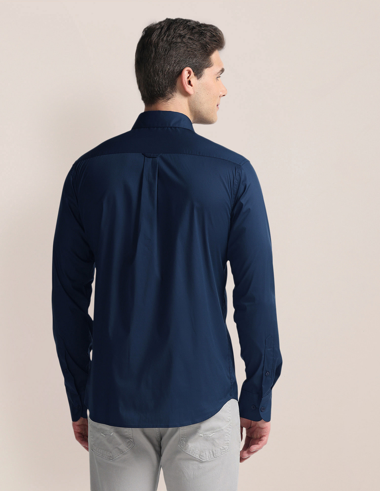 U.S. Polo Assn. Tailored Regular Fit Solid Shirt