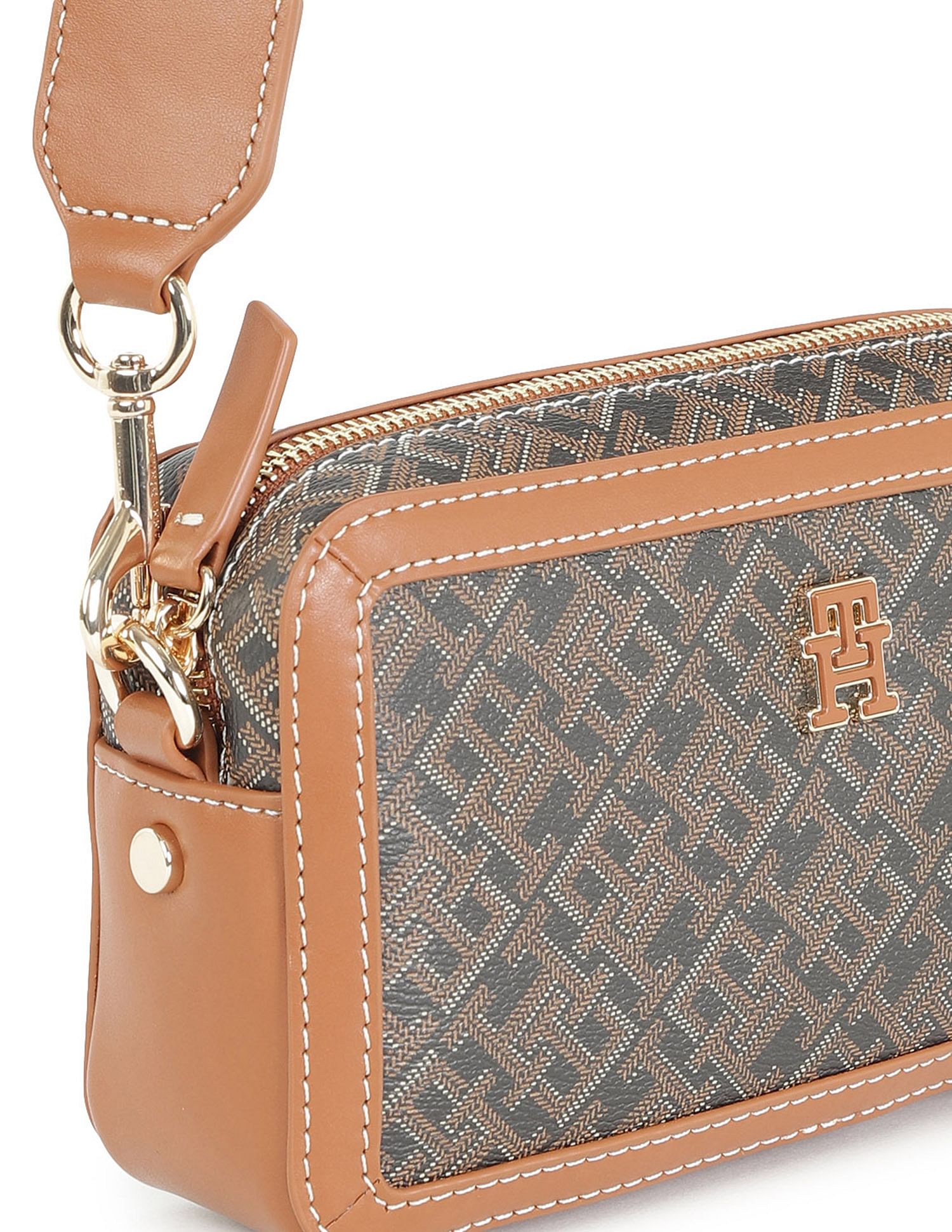 Tommy Hilfiger Kids Monoplay Leather Camera Bag