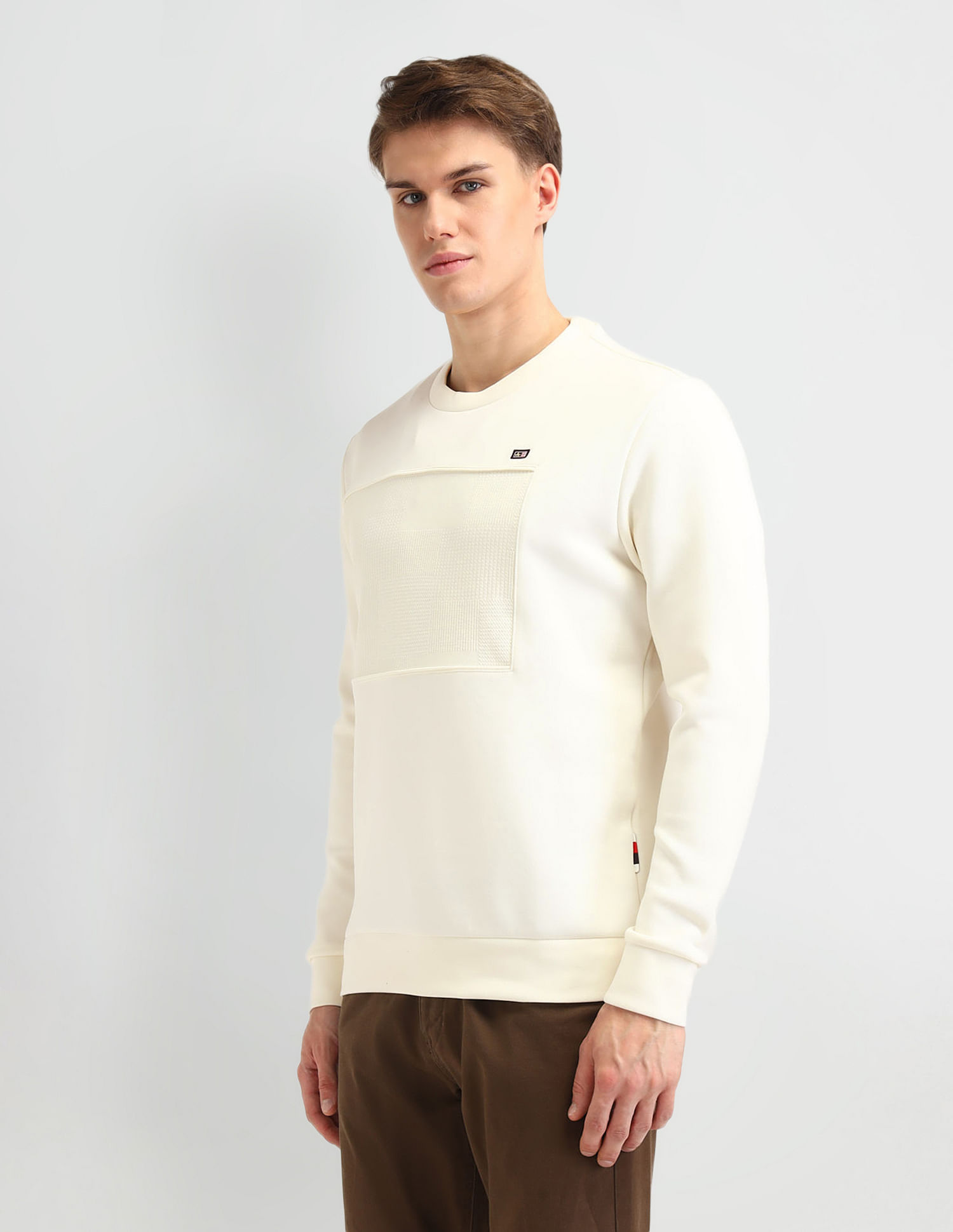 Arrow Sport Solid Regular Fit Sweatshirt