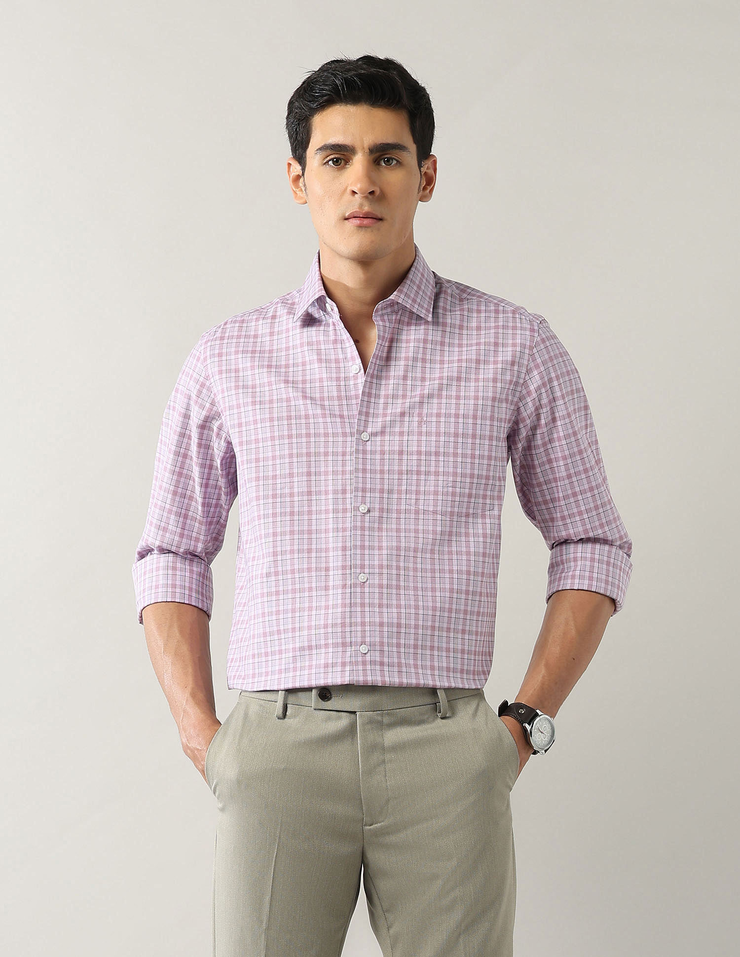 Arrow Glen Checked Manhattan Slim Fit Shirt