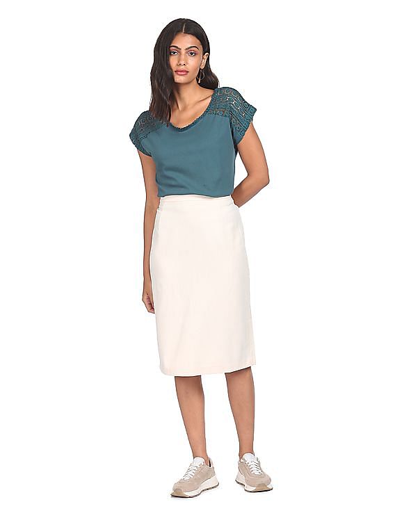 Aeropostale Women Teal Round Neck Crochet Insert Top