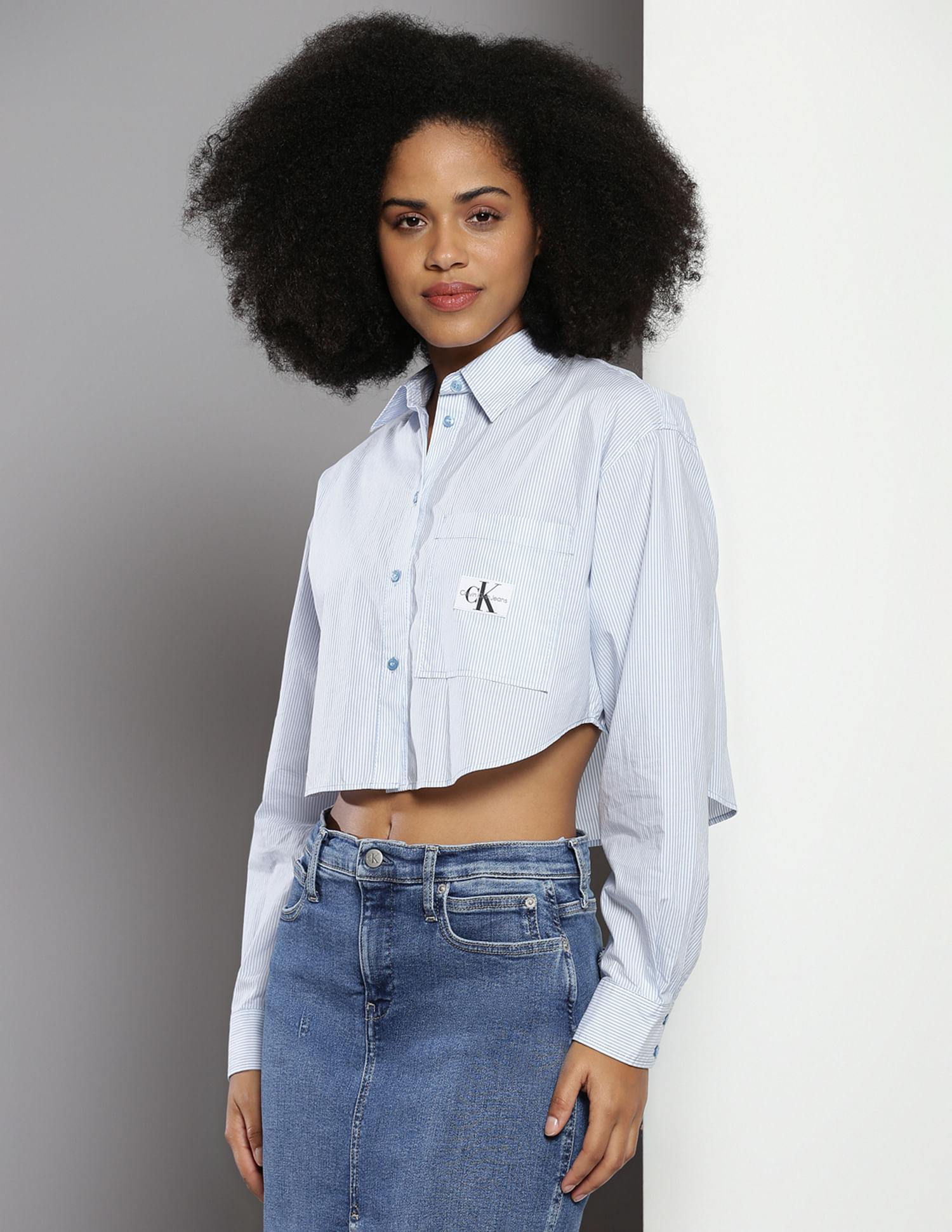 Buy Calvin Klein Woven Label Cropped Shirt - NNNOW.com