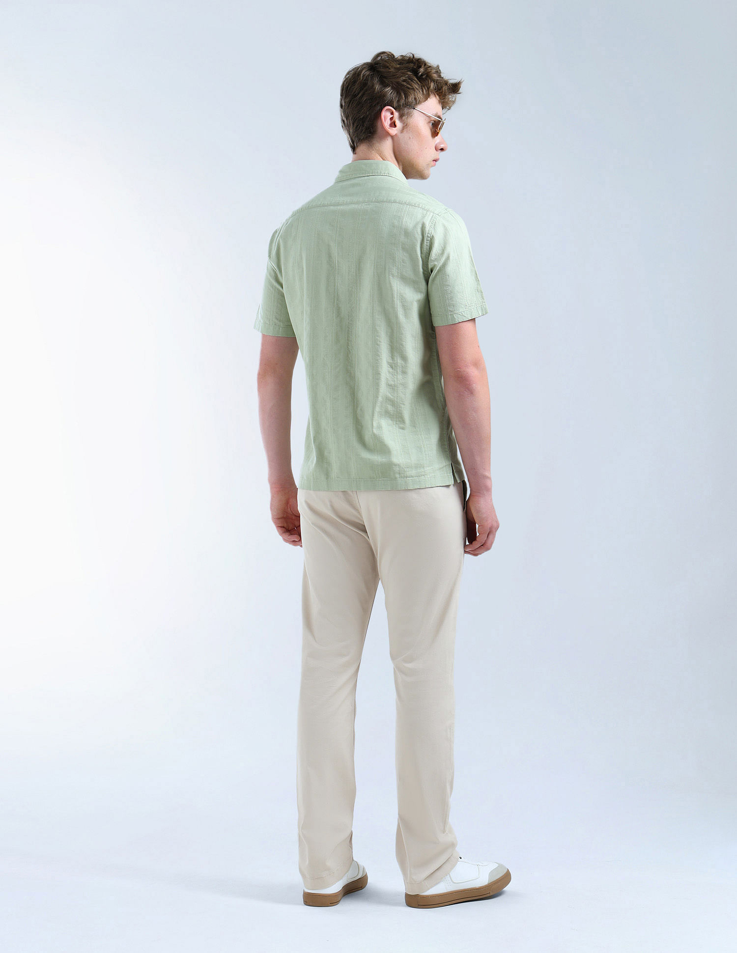 Flying Machine Solid Mid Rise Straight Fit Trousers