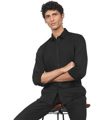 Calvin Klein Men Black Slim Fit Smooth Cotton Casual Shirt