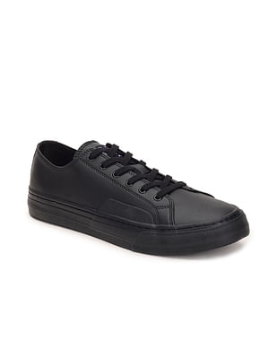 Tommy Hilfiger Men Lace Up Solid Sneakers