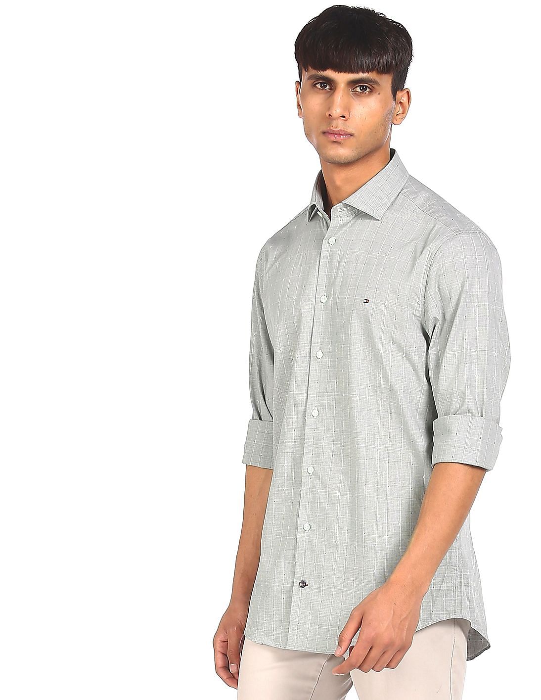 Buy Tommy Hilfiger Men White Cutaway Collar Checked Shirt - NNNOW.com