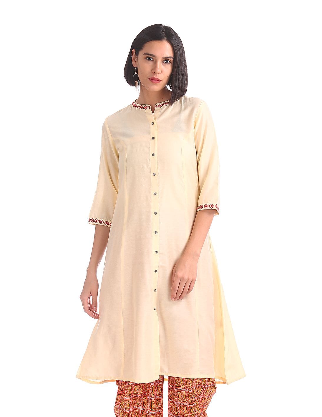 Buy Anahi Embroidered Mandarin Collar Kurta