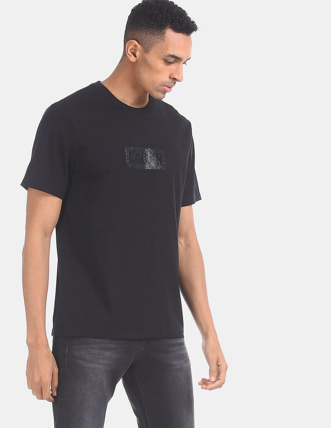 Buy Calvin Klein Men Black Short Sleeve Rhinestone Logo T-Shirt - NNNOW.com