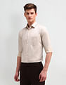 Arrow Textured Manhattan Slim Fit Shirt