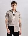 Calvin Klein Jeans Solid Slim Fit Dobby Woven Shirt