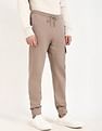 Calvin Klein Jeans Slim-Fit Solid Mid Rise Trouser