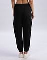 Calvin Klein Jeans Regular-Fit Solid Mid Rise Joggers