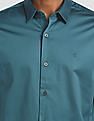 Calvin Klein Men Teal Slim Fit Satin Stretch Solid Casual Shirt